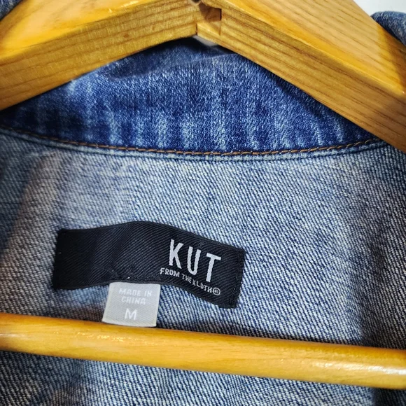 Kut From The Kloth Kara Denim Jacket Blue Raw Hem Casual Women's Medium - Picture 3 of 5